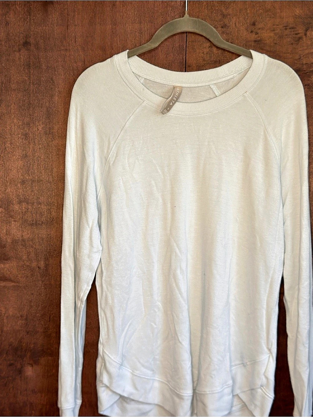 Athleta Long Sleeve Sweatshirt in White Size Small